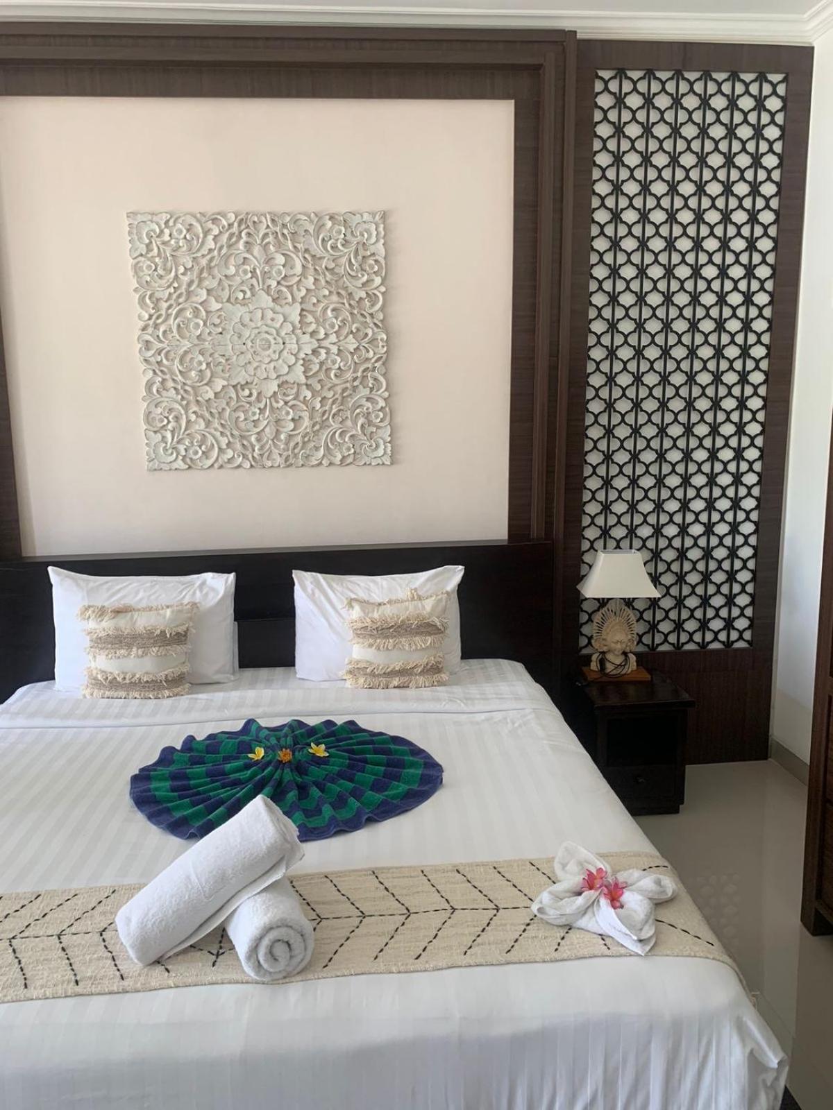 Kelingking Mesari Villa And Spa Batumadeg ภายนอก รูปภาพ